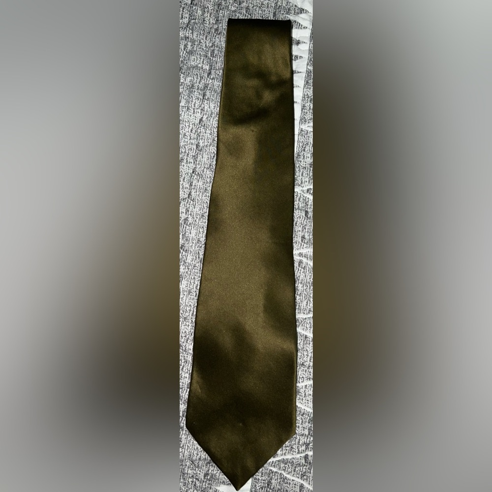 Vintage GEOFFREY BEENE Olive Green Men's Tie